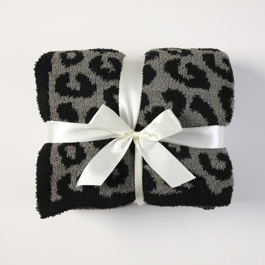 Grey and Black Luxurious Leopard Print Knit Throw Blanket - Ultra-Soft Jacquard Plush for Sofa, Bed & Cozy Comfort (130x150cm)