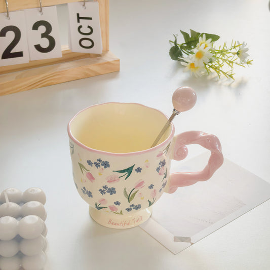 Elegant Ceramic Mug with Sculpted Handle,400ml Vintage Inspired Pedestal Design(Rose pink)