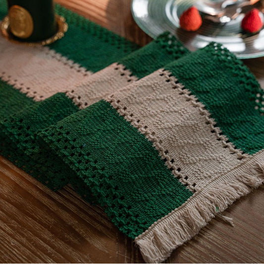 Red-white Vintage-Inspired Chinese Table Runner with Retro Ambiance - 30x200cm New Style Tea Flag for TV Cabinet and Festival Decor
